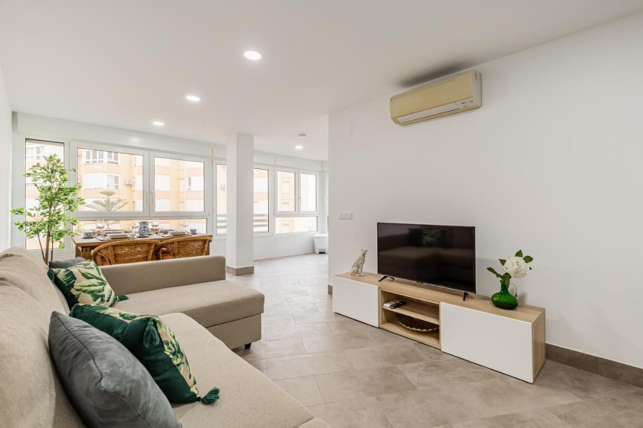 Modern Apartment Steps From The Beach Torrox Exterior foto
