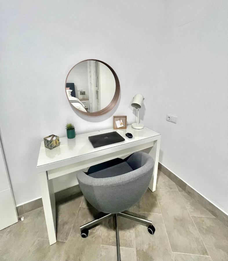 Modern Apartment Steps From The Beach Torrox Exterior foto